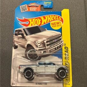 Hot Wheels ‘15 Ford F-150 Pick-up (2015 HW Off Road) Silver